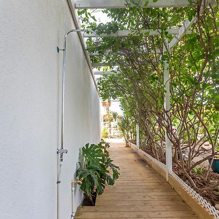 Maho Beach House - Petite Studio - Beach Access Exterior photo